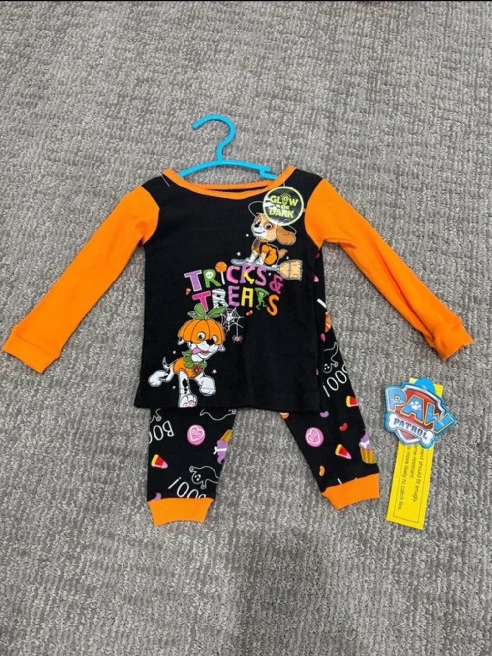 Paw Patrol Black and Orange Trick or Treat Glow-in-the-Dark Pajama Set
